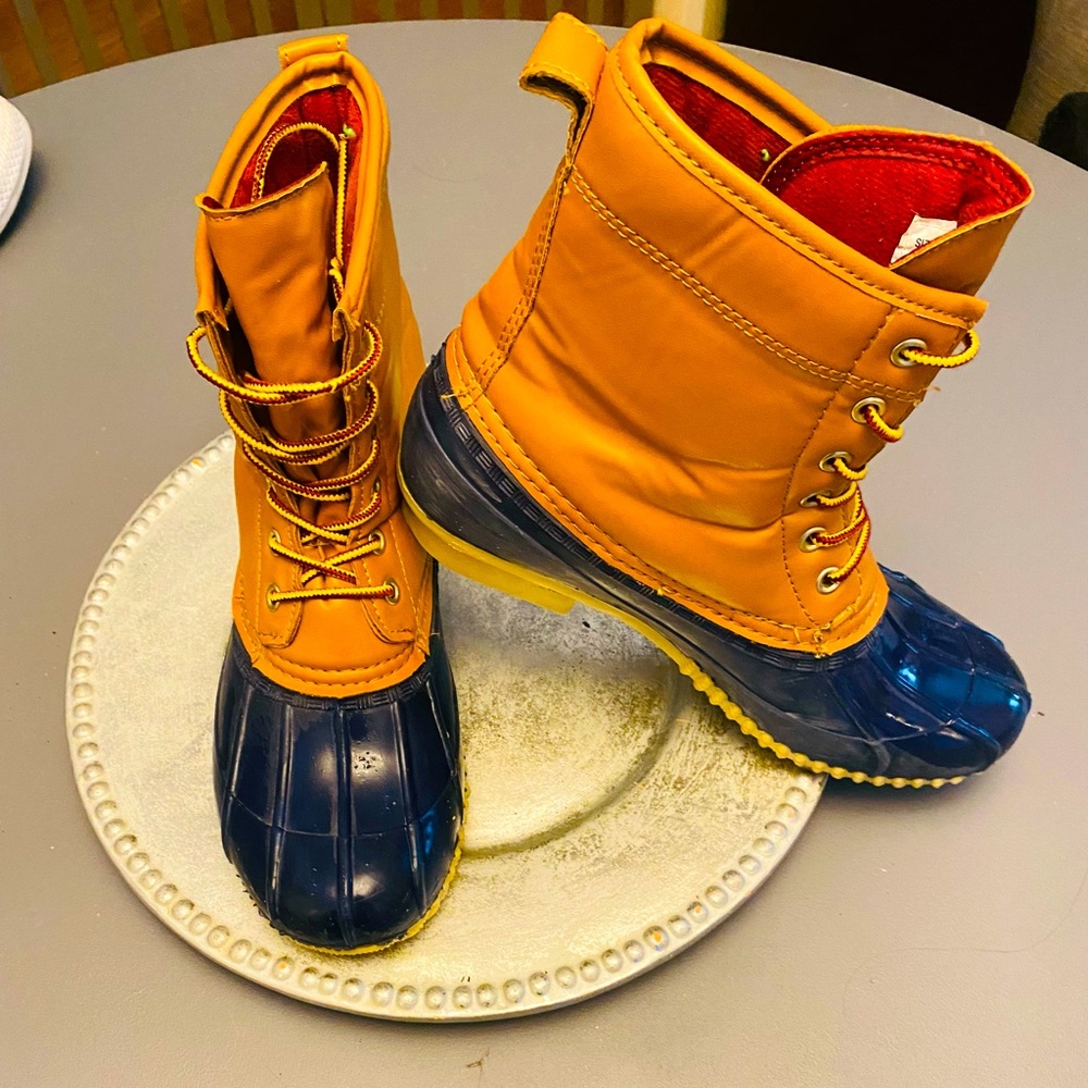 Duck Boot - Navy/Tan